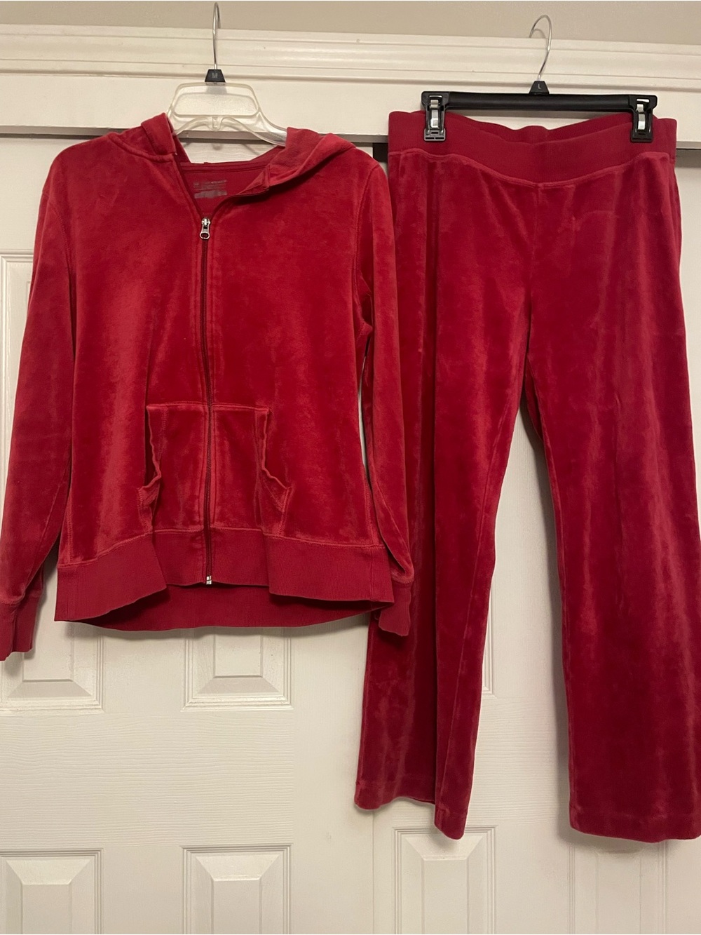 Tek Gear Plush Red Velour Zip Hoodie & Wide-Leg Pants Set